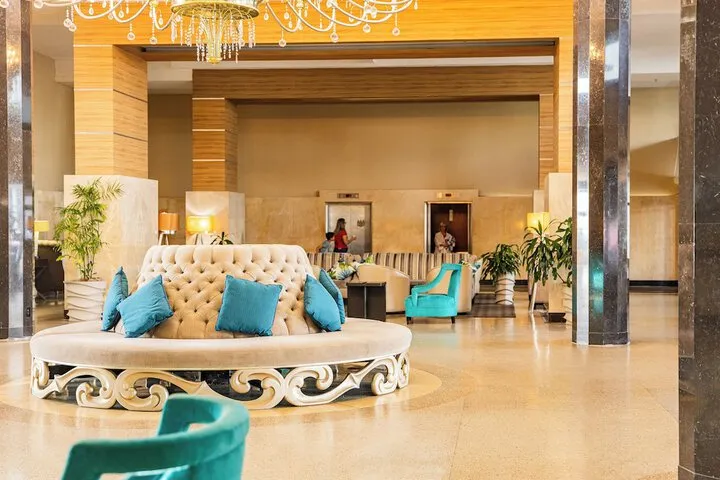 Hotel Interior 5 of 87