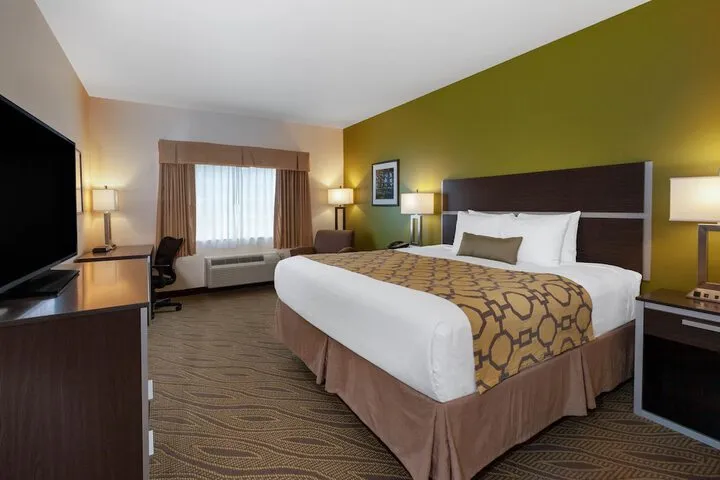 Room 4 of 39