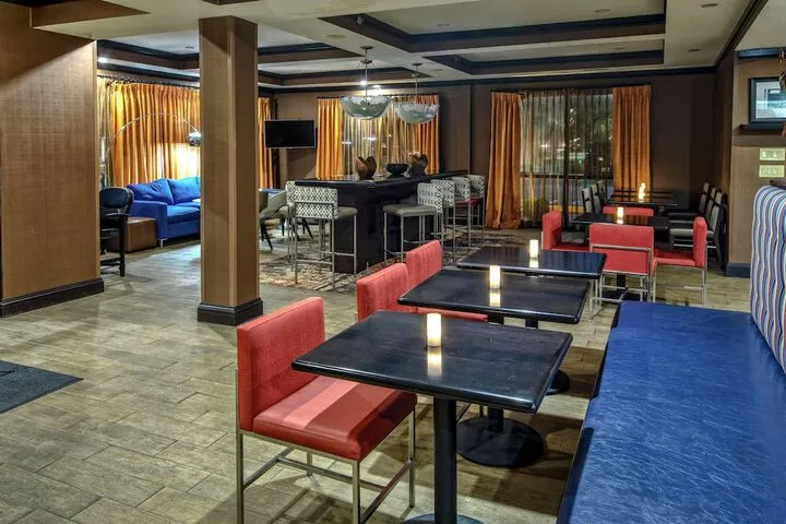 Hotel Interior 4 of 29