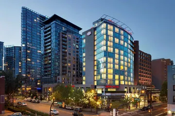 Hampton Inn and Suites by Hilton Downtown Vancouver