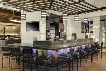 Hyatt Place Sacramento / Rancho Cordova