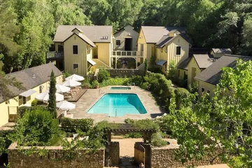 Farmhouse Inn