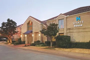 HYATT house Dallas / Addison