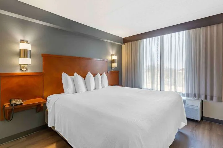 Room 5 of 27