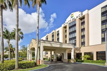 Hyatt Place Miami Airport West / Doral