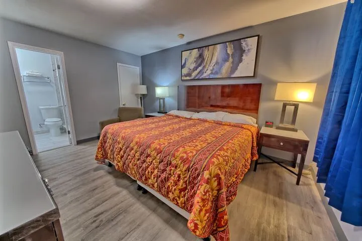 Room 2 of 55