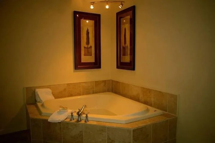 Room 3 of 29