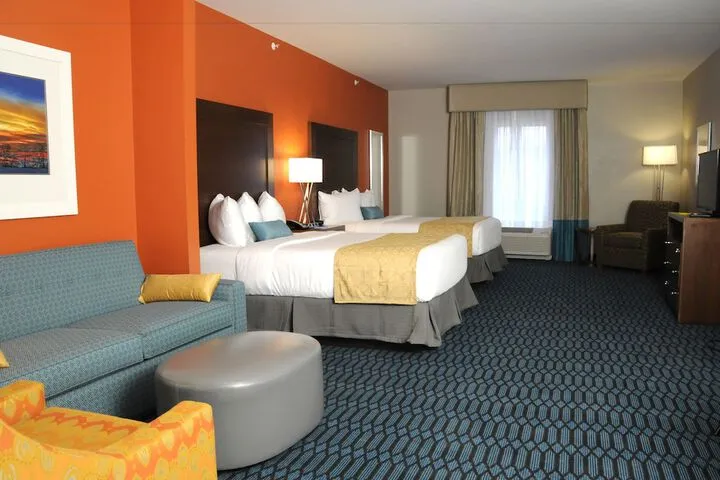 Room 5 of 15