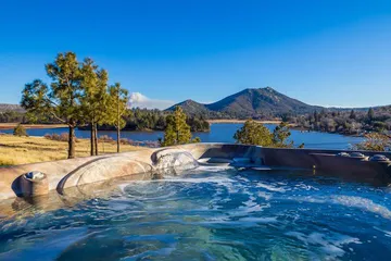 Quiet Mind Mountain Lodge Retreat and Spa