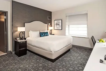 InterContinental Chicago Magnificent Mile by IHG