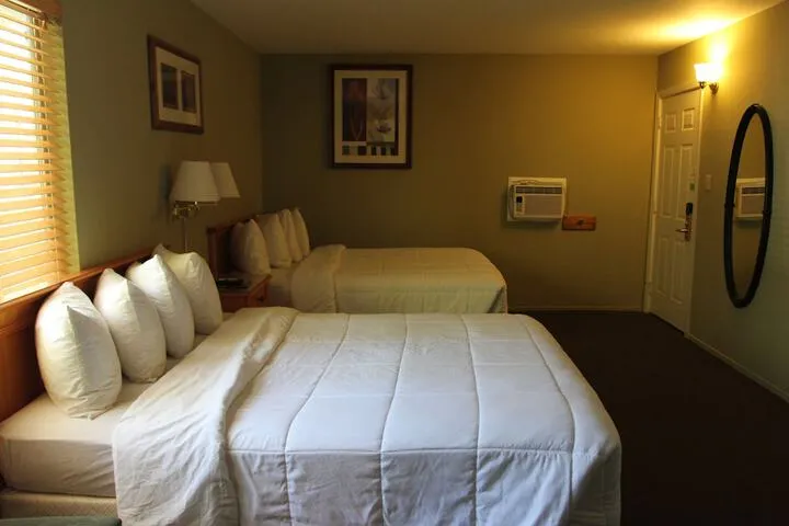 Room 5 of 97
