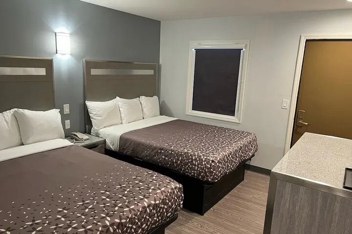 Room 5 of 26