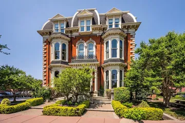 The Mansion on Delaware Ave