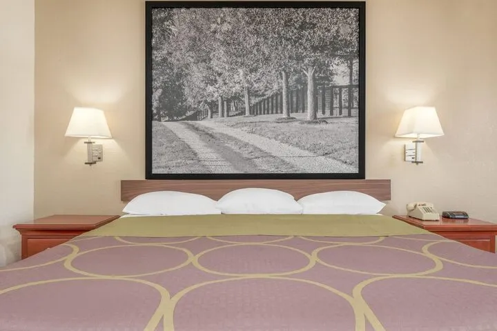 Room 5 of 36