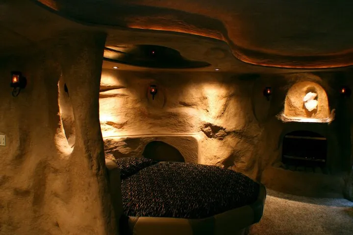 Room 3 of 55