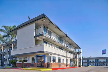 Motel 6 Anaheim CA - Fullerton East