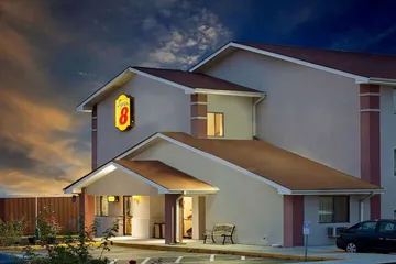 Super 8 by Wyndham Waynesboro