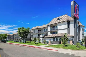 Motel 6 Escondido CA