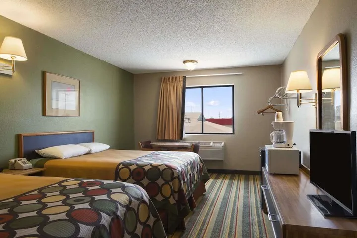 Room 5 of 14