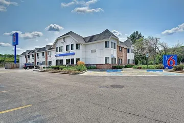 Motel 6 Glenview IL - Chicago North
