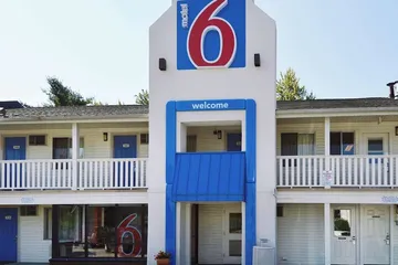 Motel 6 Nashua NH - North