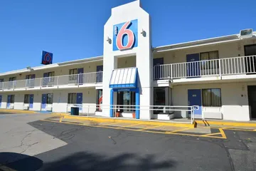 Motel 6 Chicopee MA - Springfield