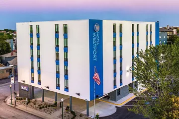 Hotel Westport Kansas City Tapestry Collection by Hilton