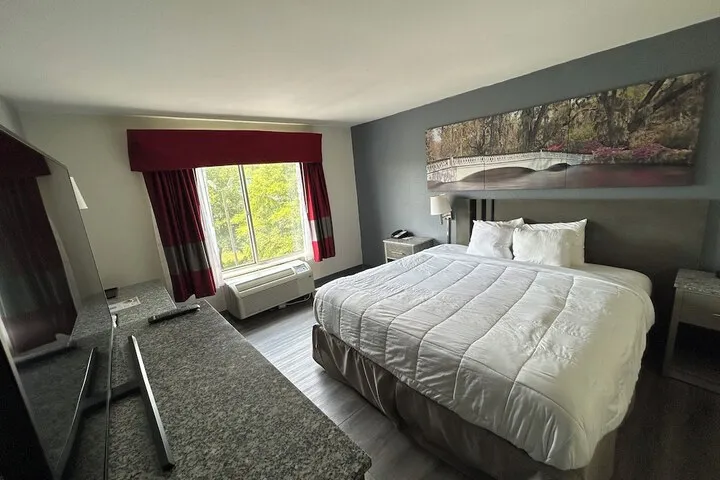 Room 3 of 21