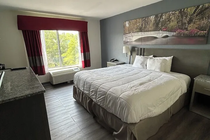 Room 2 of 21