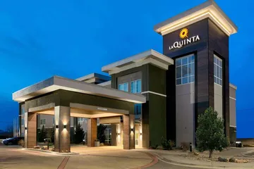 La Quinta Inn & Suites by Wyndham Clinton Historic Route 66