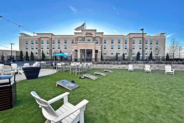 Hampton Inn & Suites Robbinsville