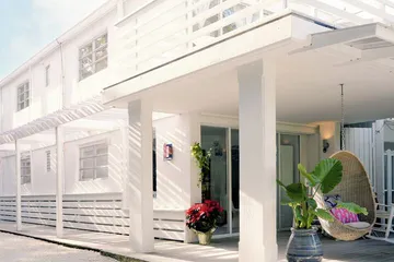 Casa Morada