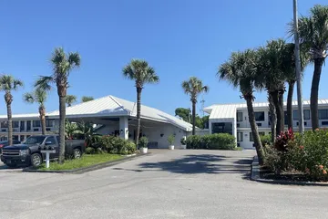 Village Inn Destin