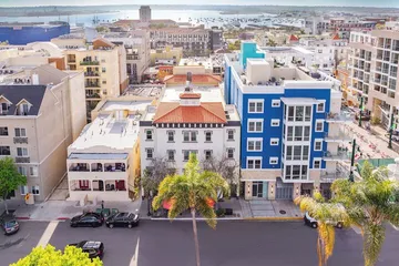 Urban Boutique Hotel