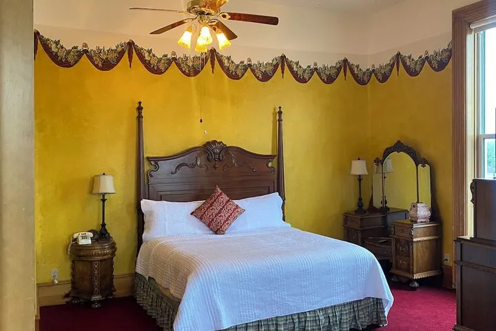 Room 5 of 75