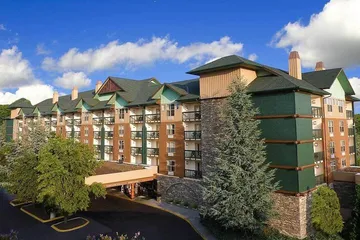 Grand Smokies Resort Lodge