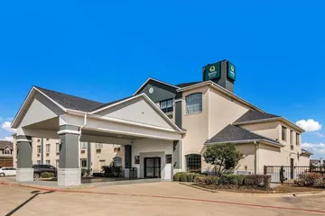 Quality Inn & Suites Fort Worth - Fossil Creek
