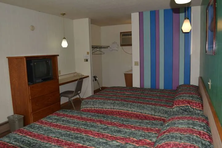 Room 5 of 15