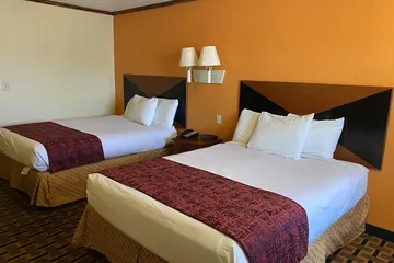 Green Bird Inn
