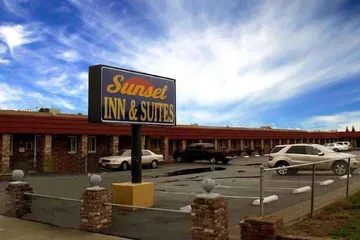 Sunset Inn and Suites