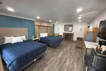Town and Country Inn