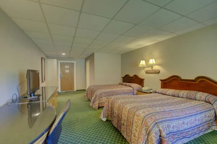 Room 4 of 36