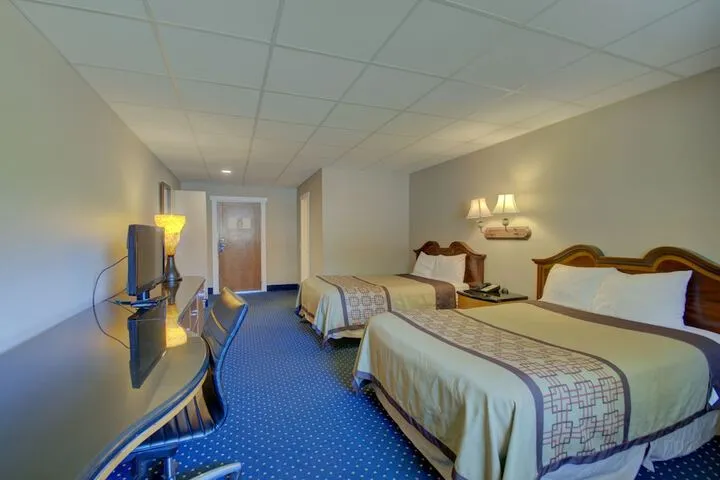 Room 3 of 36