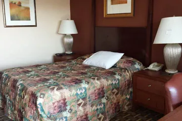 Executive Inn & Suites