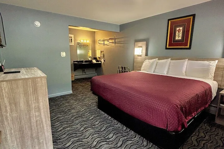 Room 2 of 19
