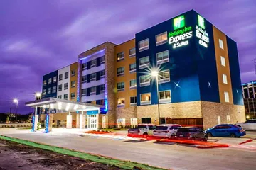 Holiday Inn Express & Suites Dallas Central Market Center by IHG