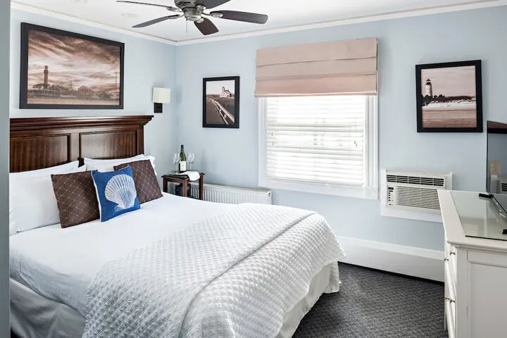 Room 4 of 87