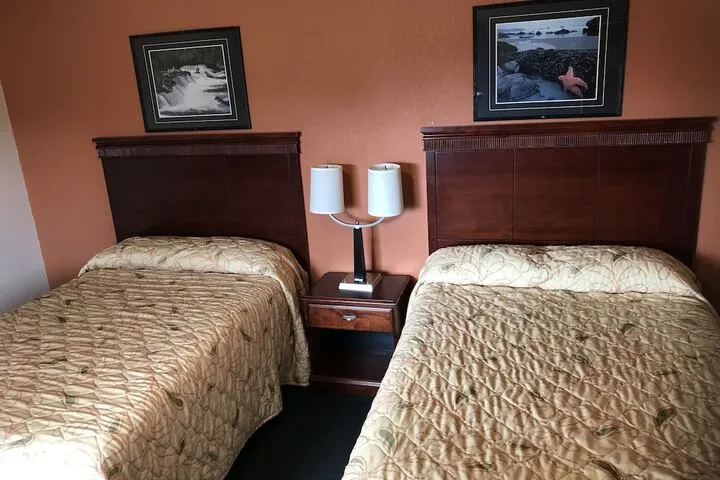 Room 3 of 13