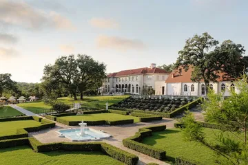 Commodore Perry Estate Auberge Collection
