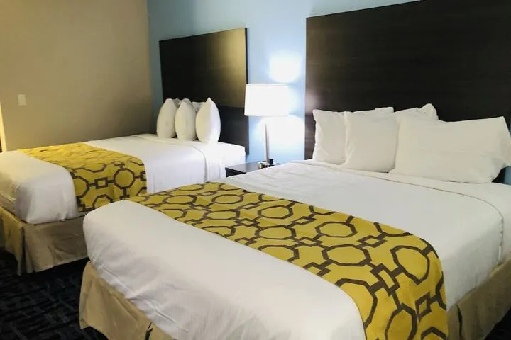 Room 5 of 37